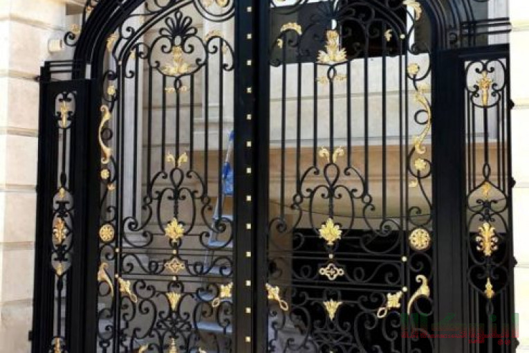 فرفوژه(طراحی وساخت نرده و حفاظ و دربهای فلزی دکوراتیو)