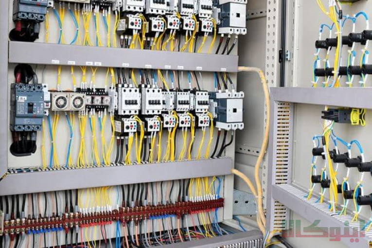 برق صنعتی کنترل دقیق صنعت